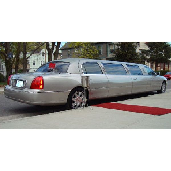 kelowna limo wine tour & transportation services